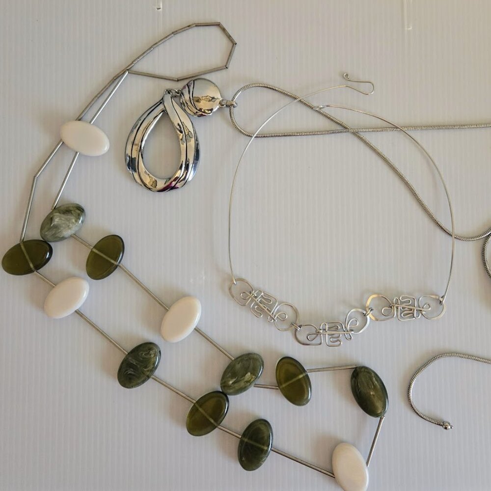 Bundle of THREE silver artisan necklaces‎